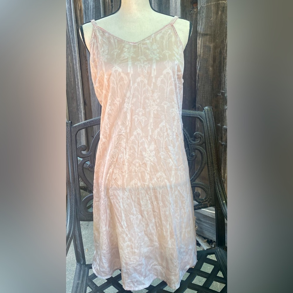 World Market Blush Color Slip L/XL
